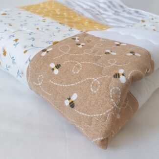 Stutzi Design Hand Made Honey Bee Quilt