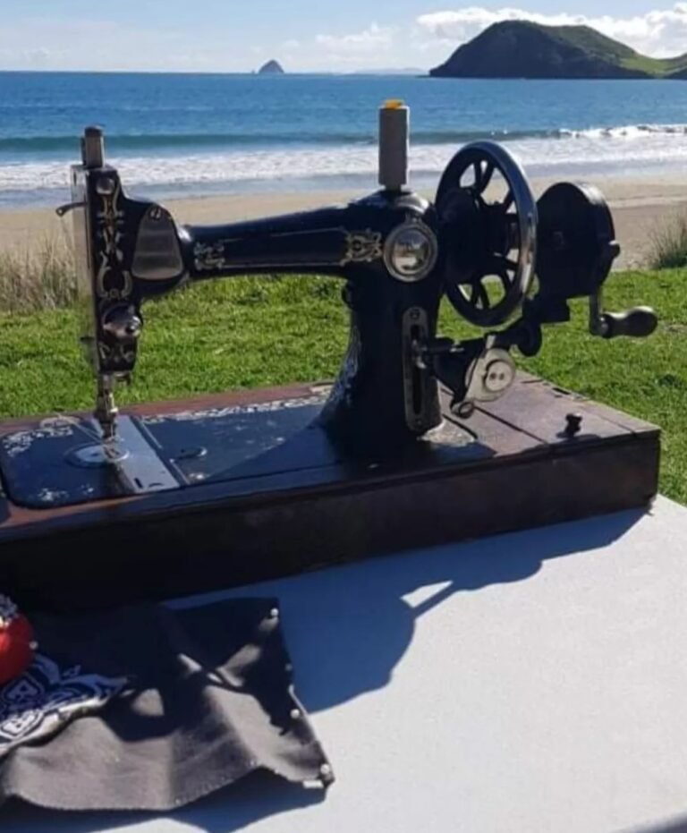 Stutzidesign Sawingmachine